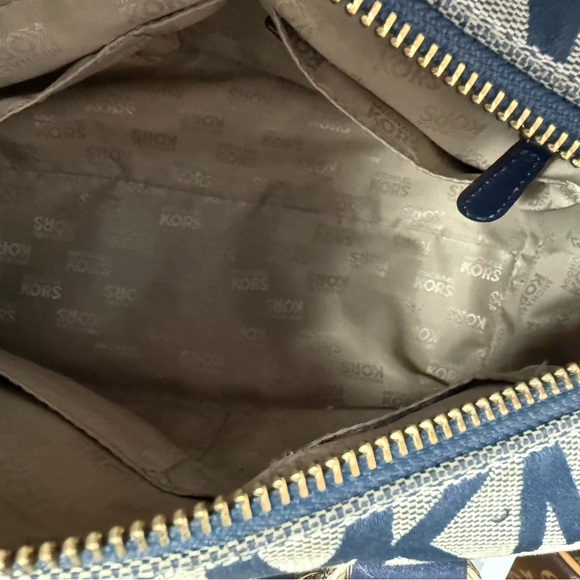 MK bag gray with navy blue logo used in good condition 
Is 10” x 6 1/2” - Picture 7 of 8